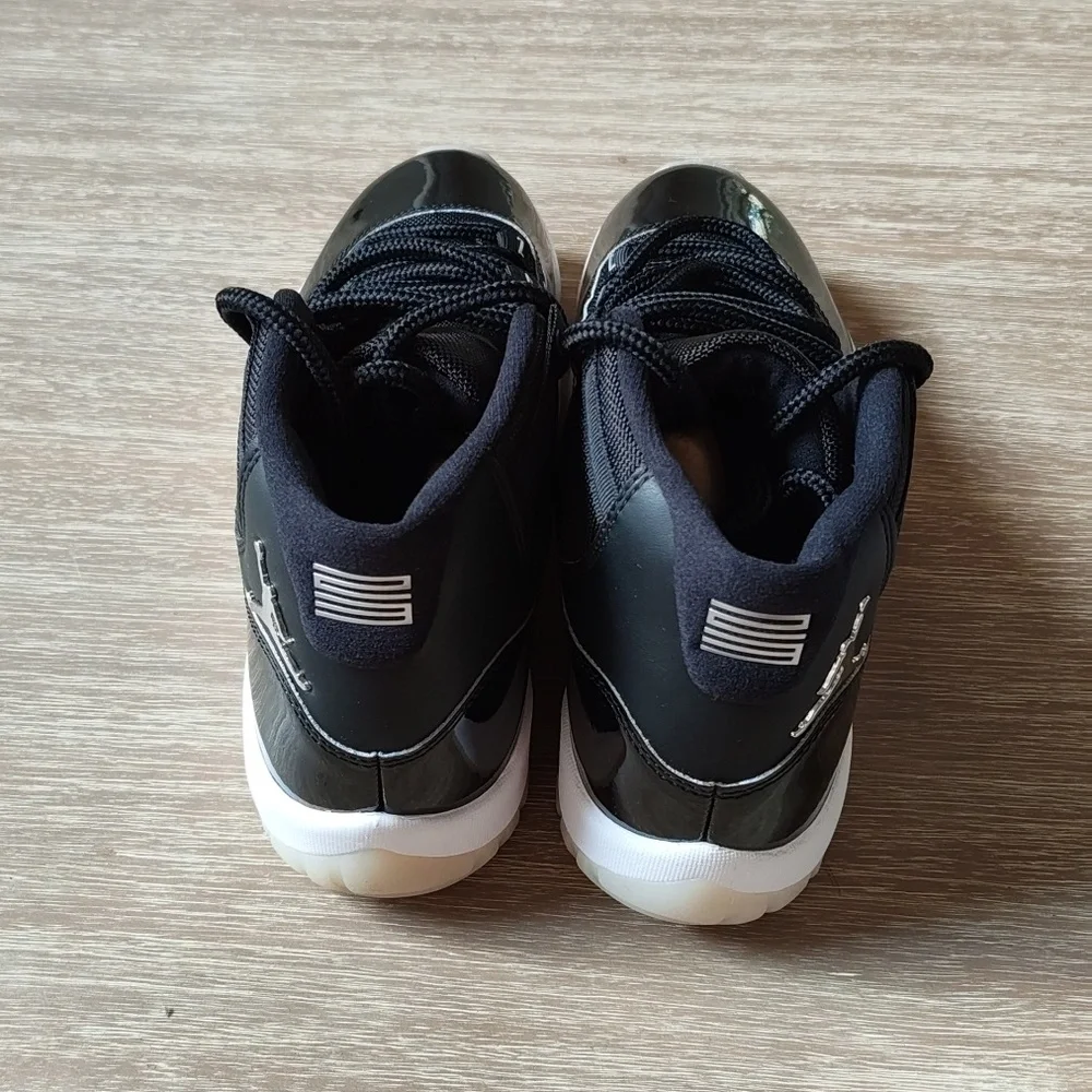 Nike Air Jordan 11 Retro CT8012-011 